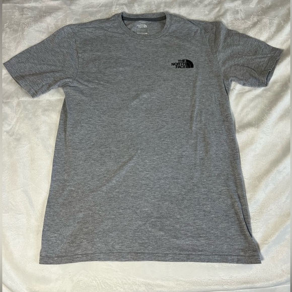The North Face Men's Heather Gray Short Sleeve Tee Size Small‎ - Picture 1 of 7